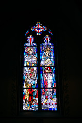Erleuchtetes Kirchenfenster