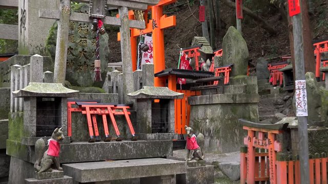 Shinto shrines of Fushimi Inari Taisha on Senbon Torii path (Inariyama mount).