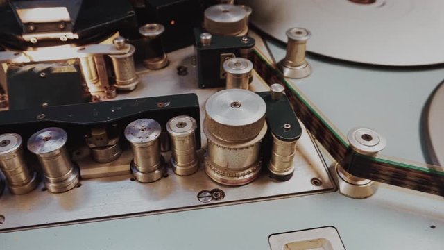 A synchronize for film assembly processing.Film Movie production tools.Audio video industrial film synchronizer for movie post production .