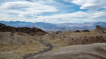 road in the middle of DEath valley national park