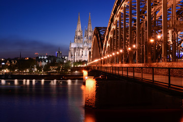Fototapeta premium Nacht in Köln
