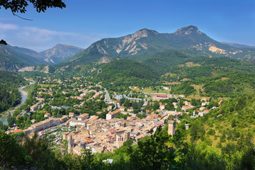 Fototapeta na wymiar View of the ancient village Castellane (Provence) from the chapel Notre Dame du Roc.