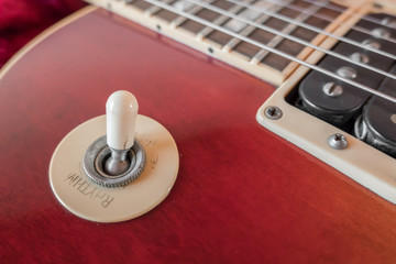 Electric guitar toggle switch
