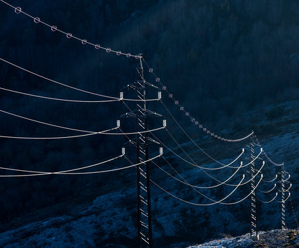 Silver power lines