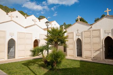 Familiengräber in Spanien