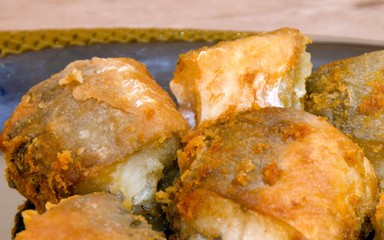 fried cooking fresh fish live view