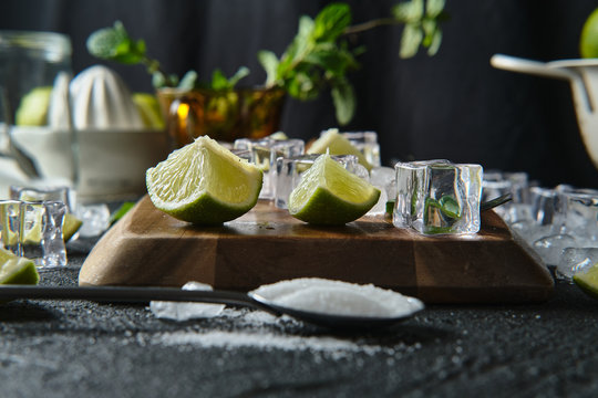 preparing the authentic cuban mojito