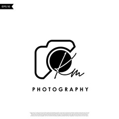 Initial Letter KM with camera. Logo photography simple luxury vector. - obrazy, fototapety, plakaty