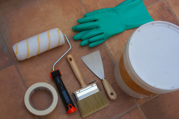 Elements related to painting and home decoration