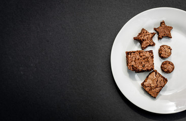 plato de brownies