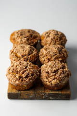 Banana muffins with crumb topping