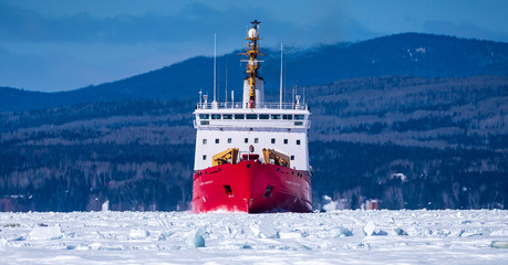 Canadian Coast Guard ice breaker CCGS Pierre Radisson in the Bay of Gaspe. - obrazy, fototapety, plakaty