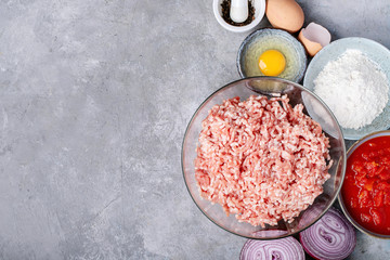 Ingredients for making spaghetti bolognese