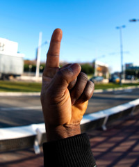 Los de dos de una mano.