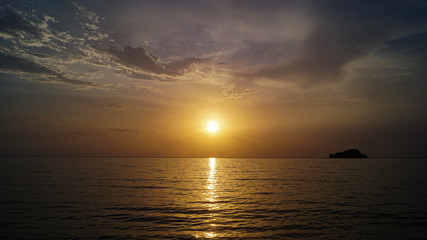 Naklejka premium Santamarta Sunset