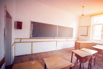 Blurred background of school classroom.