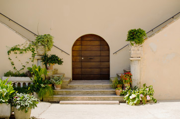 Staircase of a house decorated with flowers