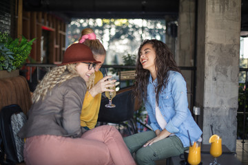 Having a heart-to-heart over coffee.