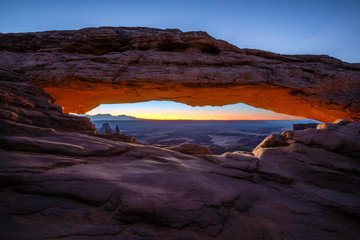 Fototapeta na wymiar Mesa Arch Glow