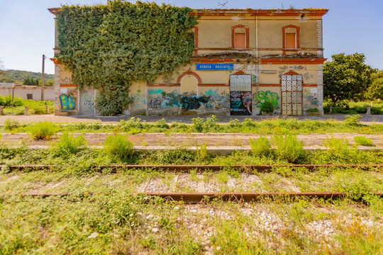 Stazione Ferroviaria dello stato dismessa di Venosa Maschito in Basilicata