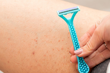 Foliculitis on hairy skin - shaving