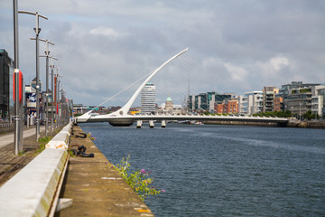 Obraz premium A view along the quays in Dublin City, Ireland