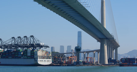 Fototapeta premium Kwai Tsing Container Terminals and Ting Kau bridge