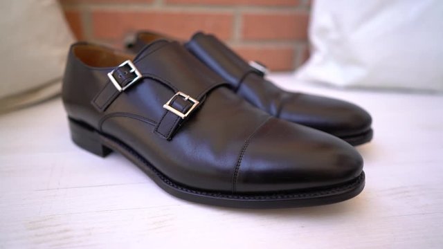 Zapatos de boda elegantes