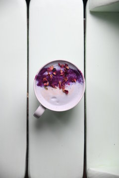 purple ube latte
