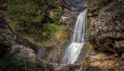 Fototapeta na wymiar waterfalls of clean water from the mountain