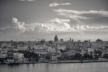 Fototapeta na wymiar Cuba / La Habana / @eddysantanafotografo