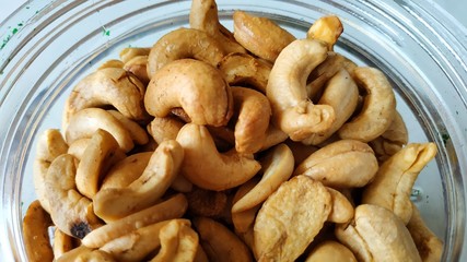 Delicious cashew nuts are in the jar