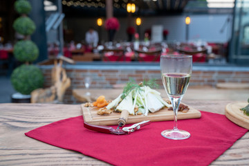 lunc menü with wine
