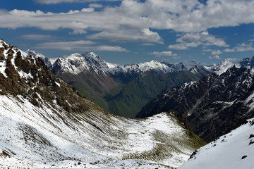 The pass Teleti 3800 m at the Terskey Alatau mountain range in the Tian Shan mountains. Kyrgyzstan,...