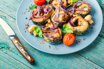 Fried mackerel with vegetables