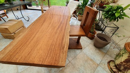 veranda table bois massif exotique rotin design tendance