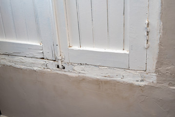 schaden an Fensterrahmen