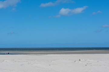 Fototapeta na wymiar Strand auf Langeoog