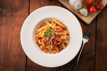 Piatto di pasta con ragu alla bolognese, Cucina Italiana