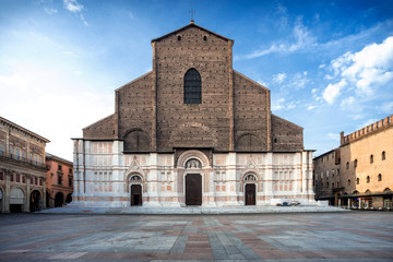 Fototapeta na wymiar View of San Petronio, Bologna