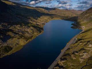 Summit Snowdonia Tryfan Y Garn Glyder Lakes Ogwen Valley