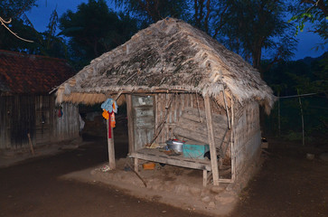 capanna villaggio indonesia