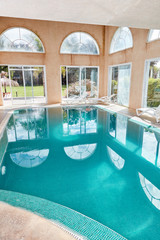 Swimmingpool im Spa Luxus Hotel