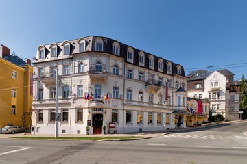 Fototapeta na wymiar Spa architecture of Marianske Lazne (Marienbad) - Czech Republic
