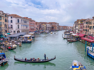 Obraz na płótnie Canvas gondolas in venice canal