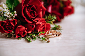 bouquet of red roses