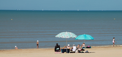 Famille à la plage
