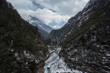 mountains in the himalaias