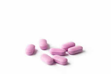 Obraz na płótnie Canvas vitamin pills on white background