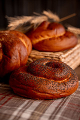 poppy seed bun, Breakfast, coffee break